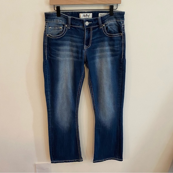 Daytrip Denim - Day Trip Virgo Bootcut Jeans in Dark Wash Size 29 Short